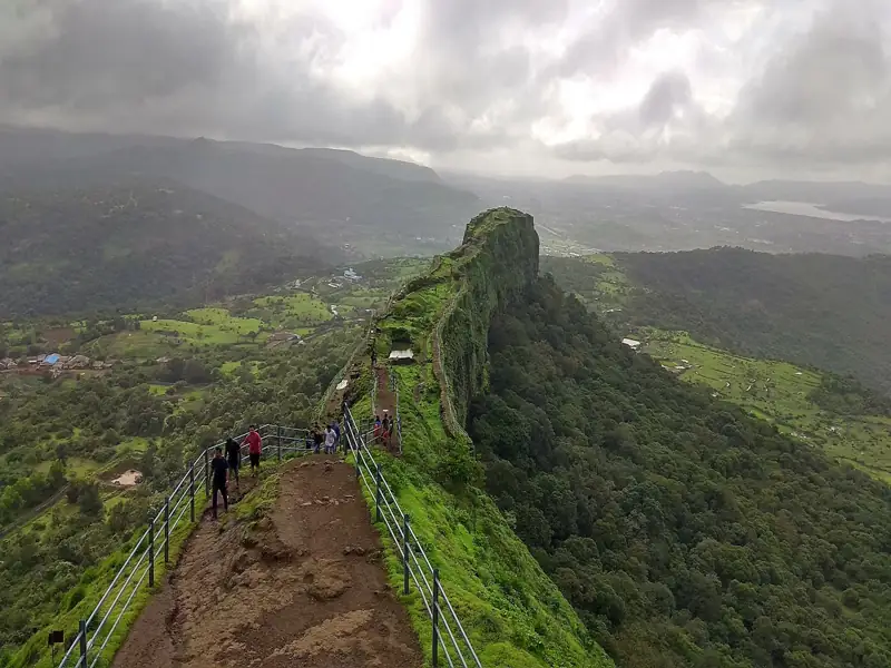 Ahmednagar to Lohagad Fort Cab