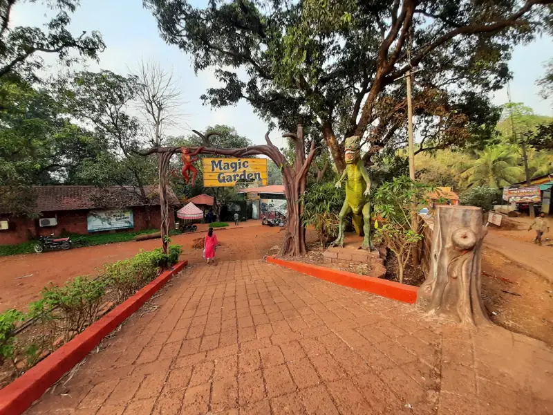 Kolhapur to Ganpatipule Cab