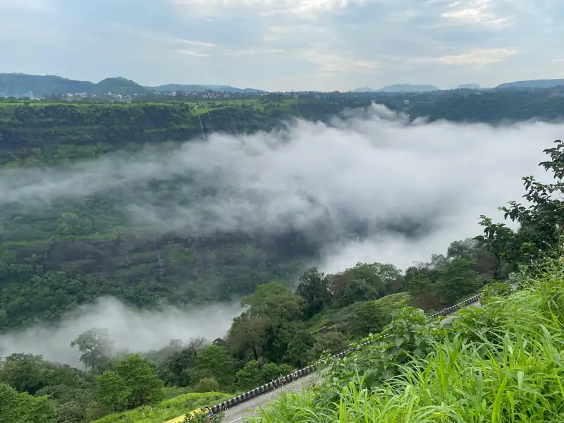 Kolhapur to Rajmachi Cab