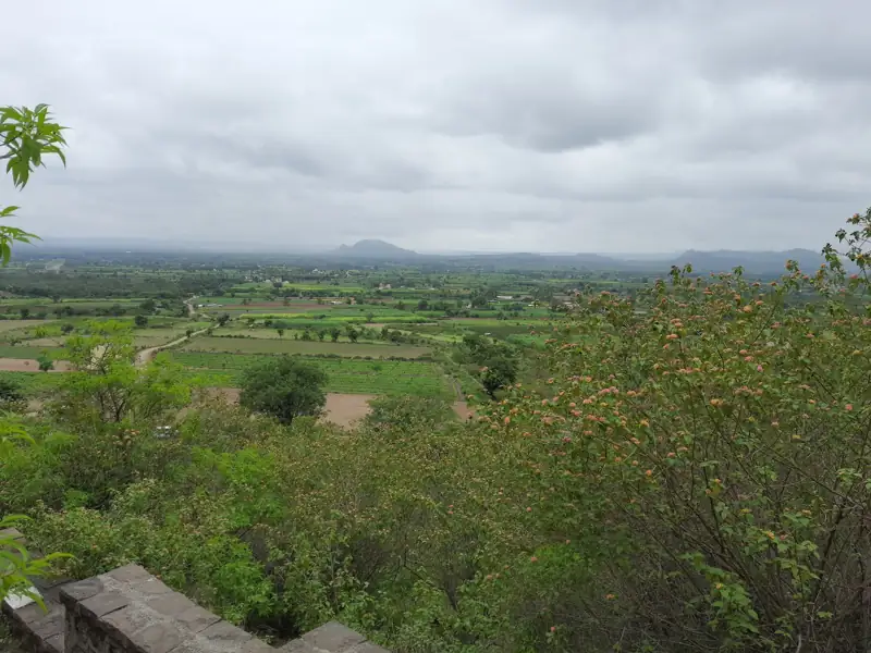 Pune to Narayangaon Cab