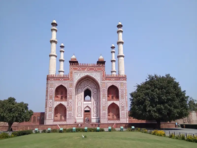 Dhanbad to Agra Cab