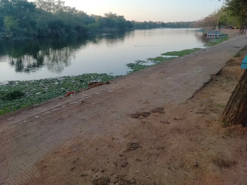 Dhanbad to Hazaribagh Lake Cab