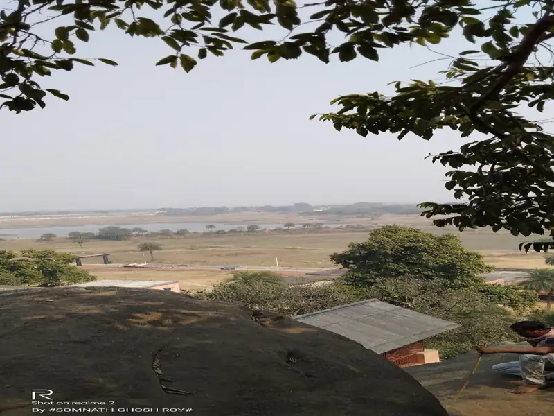 Dhanbad to Sonaraithari Cab