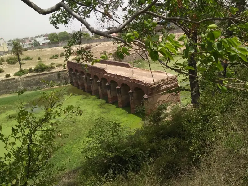 Hazaribagh to Aligarh Cab