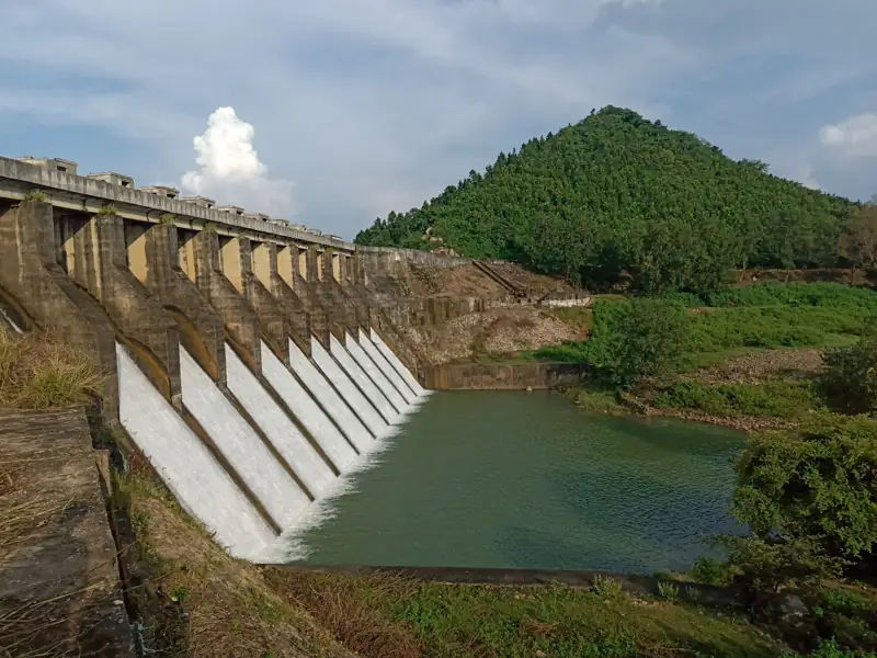 Ranchi to Simdega Cab