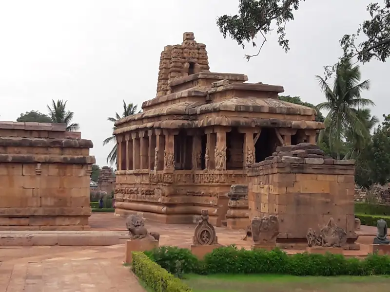 Bangalore to Bagalkot Cab