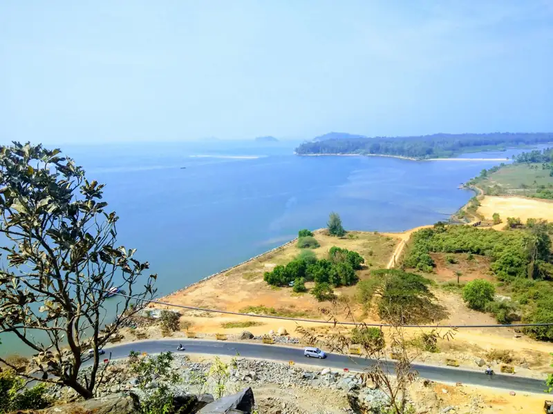 Bangalore to Karwar Cab