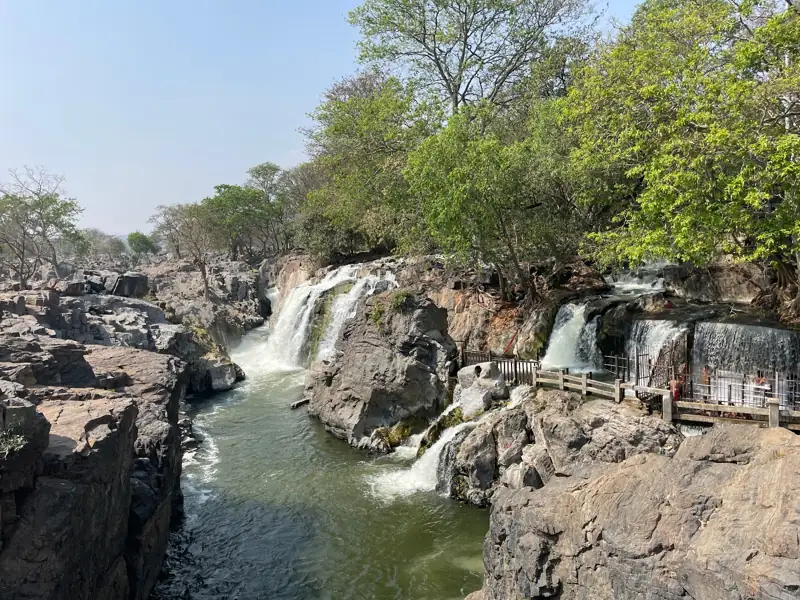 Davanagere to Hogenakkal Cab
