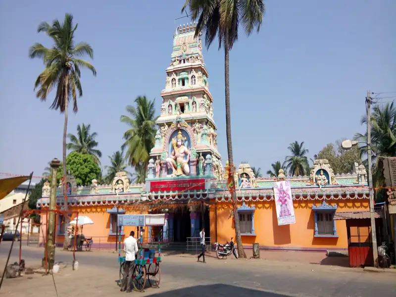 Hubli to Shikaripura Cab