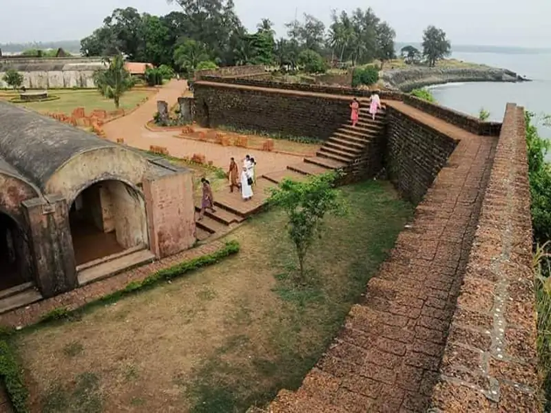 Mangalore to Kannur Cab