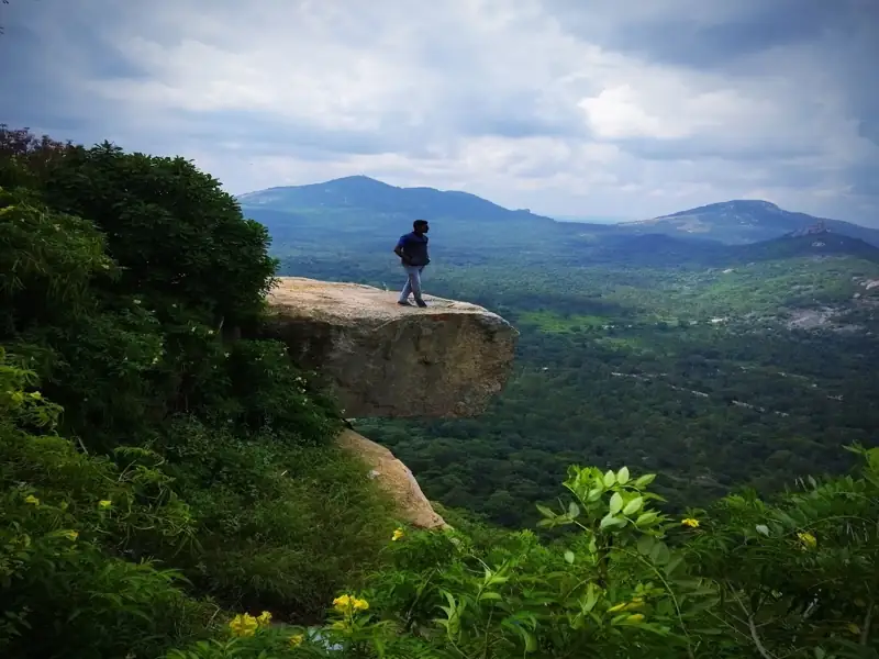 Shimoga to Devarayanadurga Cab