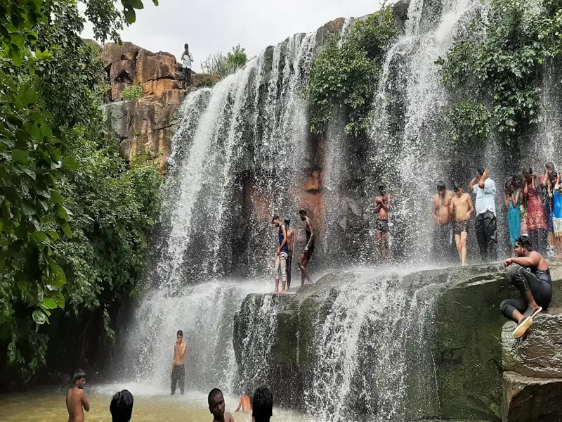 Shimoga to Guledgudda Cab