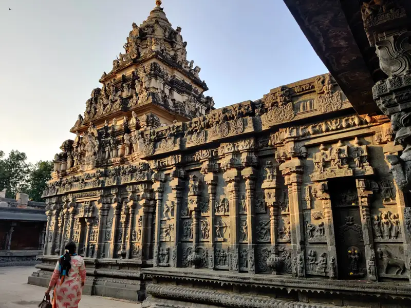 Udupi to Tadipatri Cab