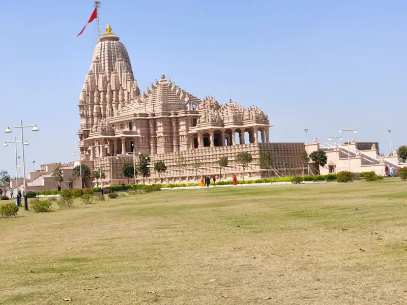 Ahmedabad to Kodhaldham Cab