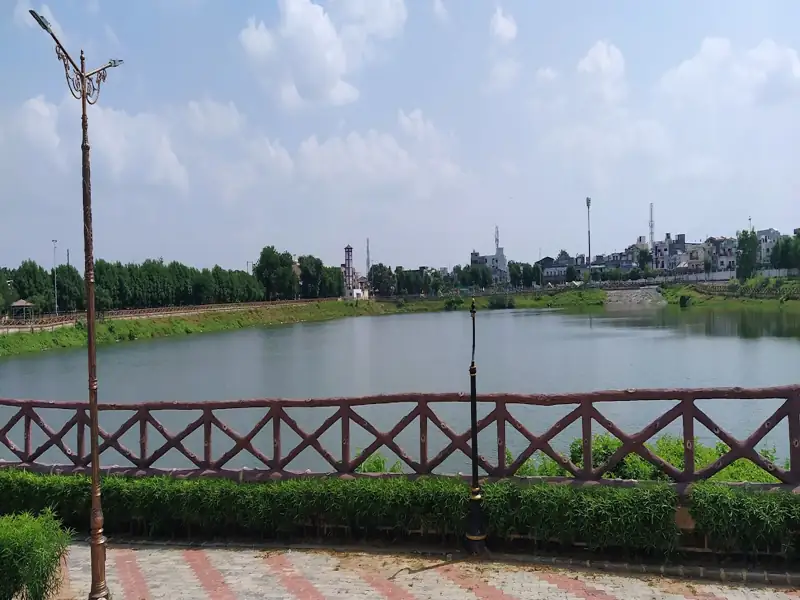 Ahmedabad to Kukarwada Cab