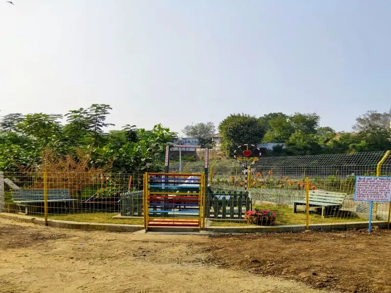 Ahmedabad to Petlad Cab