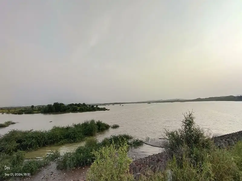 Bhavnagar to Rudramata Dam Cab