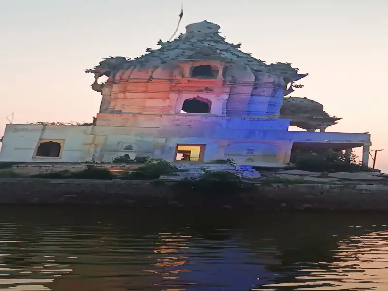 Bhuj to Rewa Cab