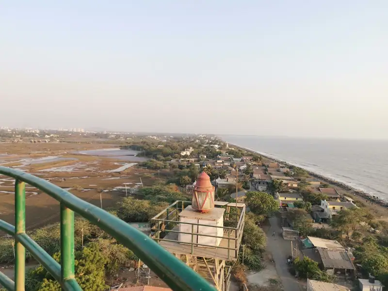 Bhuj to Valsad Cab