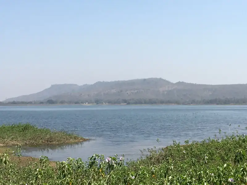 Gandhinagar to Talasari Cab