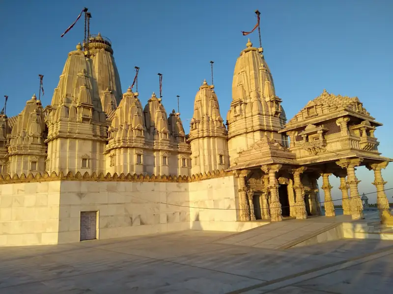 Jamnagar to Hastagiri Jain Tirth Cab