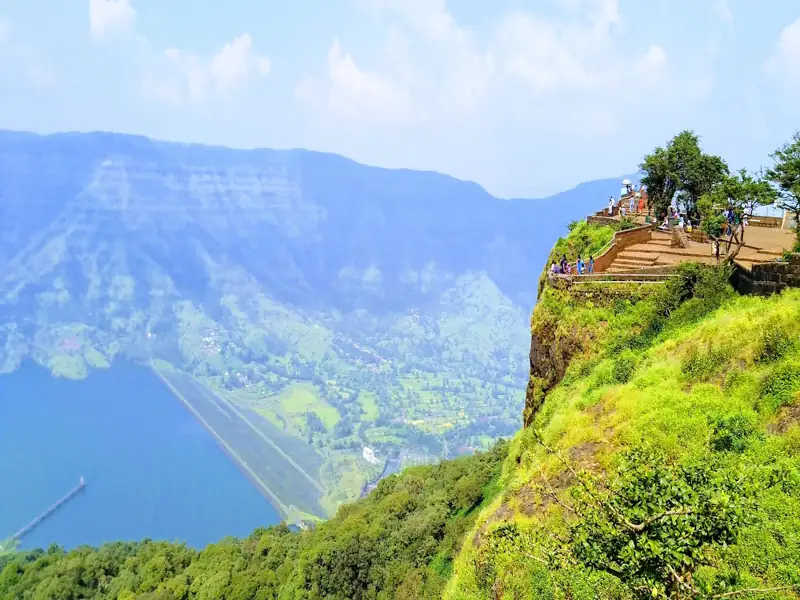 Jamnagar to Mahabaleshwar Cab