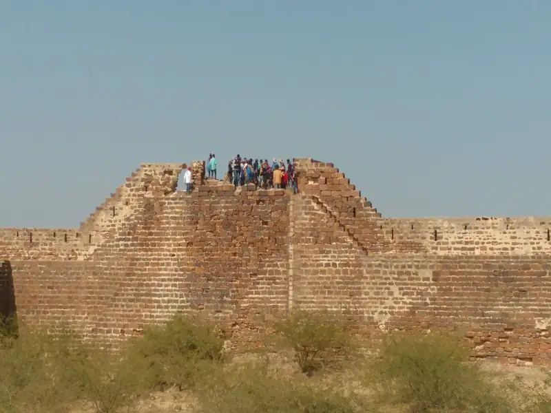 Junagadh to Lakhpat Cab
