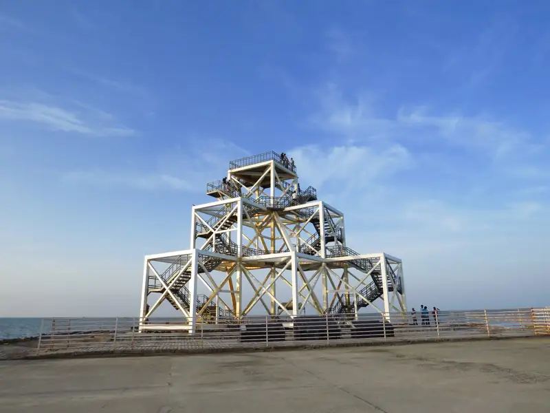 Junagadh to Rann Of Kutch Cab