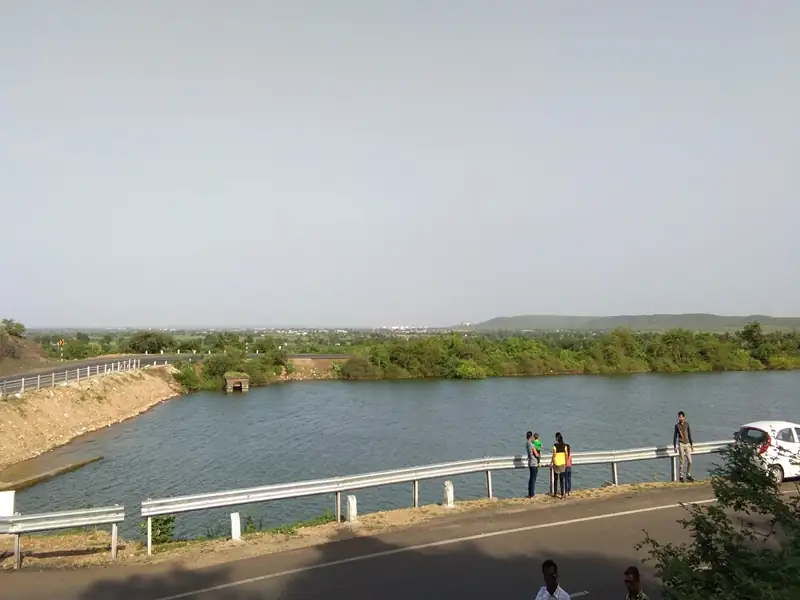 Kutch to Wankaner Cab