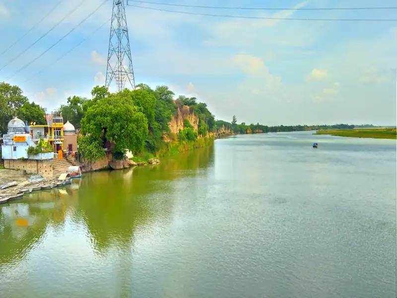 Navsari to Pariyar Cab