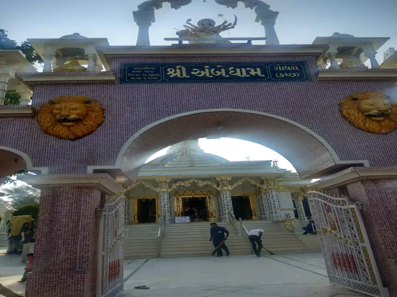 Rajkot to Gandhidham Cab