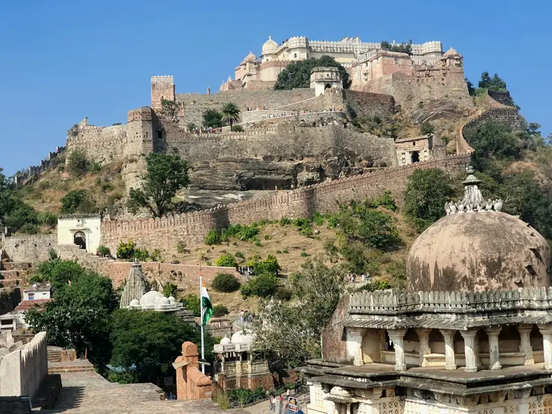 Rajkot to Kumbhalgarh Cab