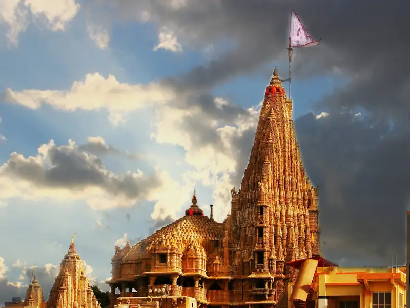 Surat to Dwarkadhish Temple Cab
