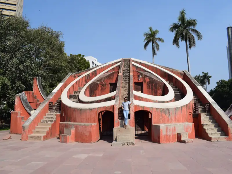 Bikaner to Delhi Cab