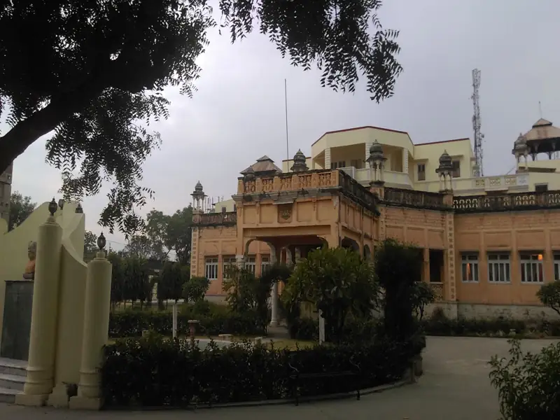Bikaner to Sikar Cab