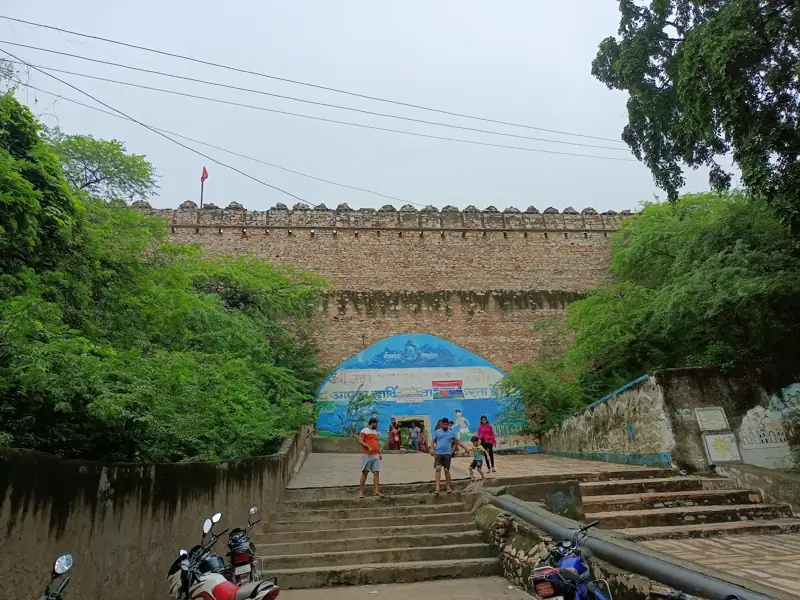 Udaipur to Dausa Cab