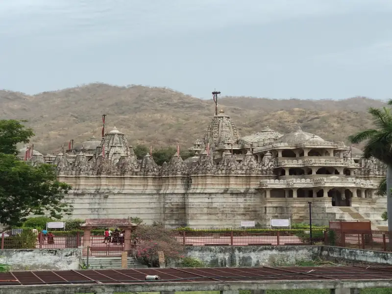 Udaipur to Sadri Cab