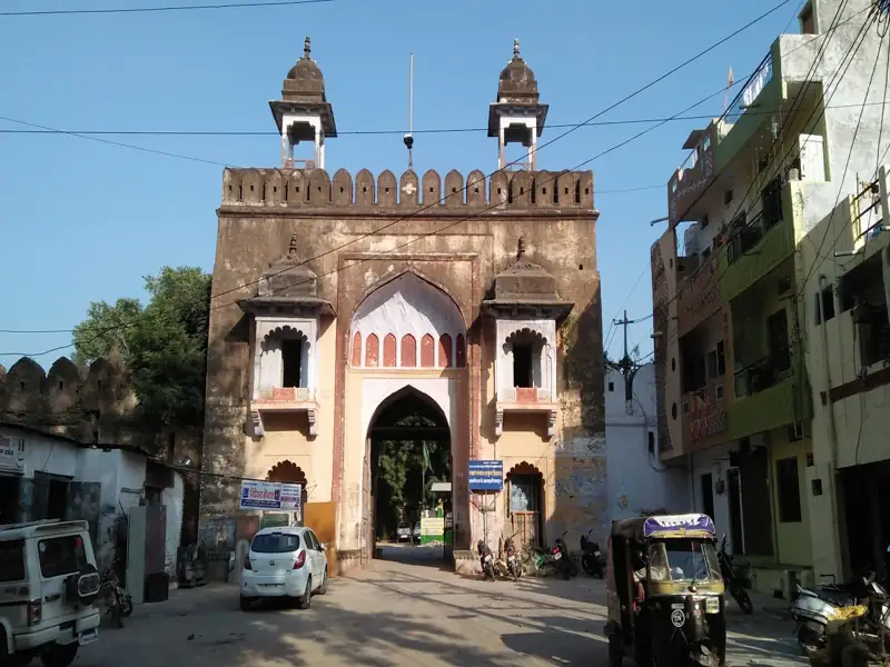 Bhopal to Shajapur Cab