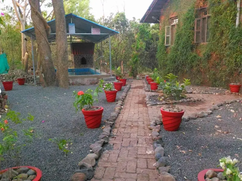 Dewas to Mahua Walled City Resort Cab