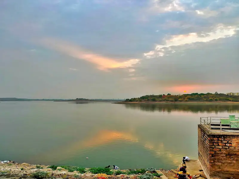 Gwalior to Kaliyasot Cab