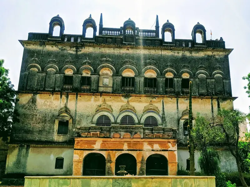 Gwalior to Sailana Cab