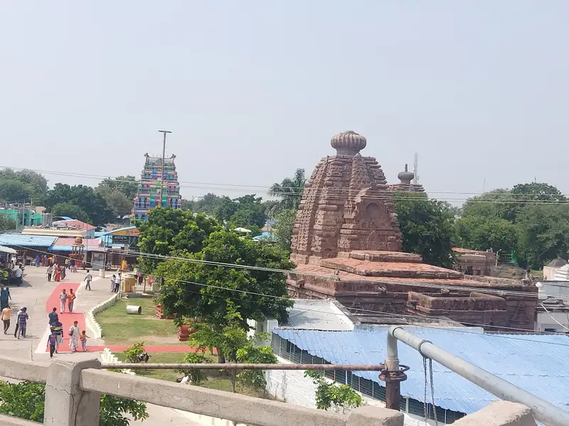 Indore to Alampur Cab