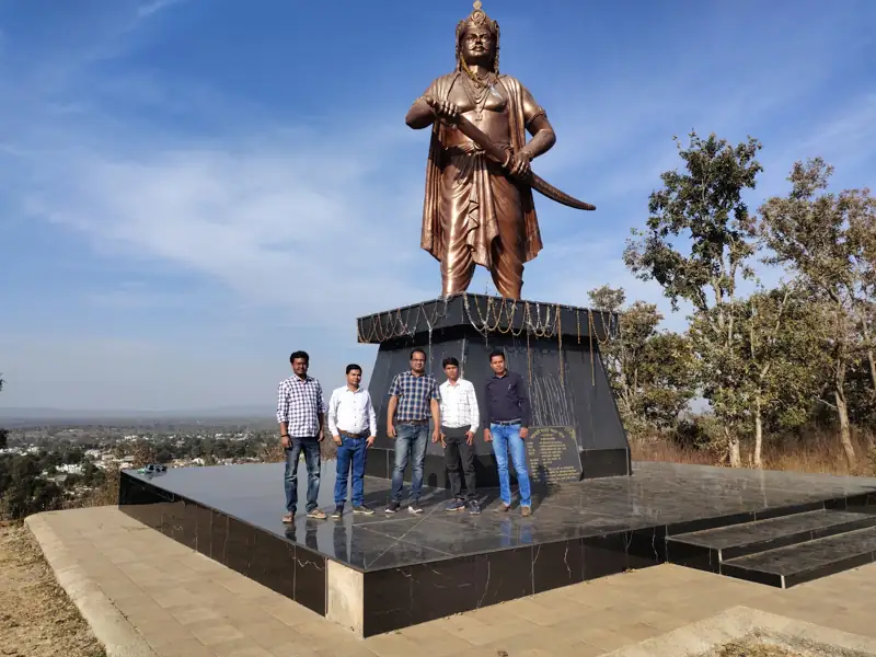 Indore to Baihar Cab