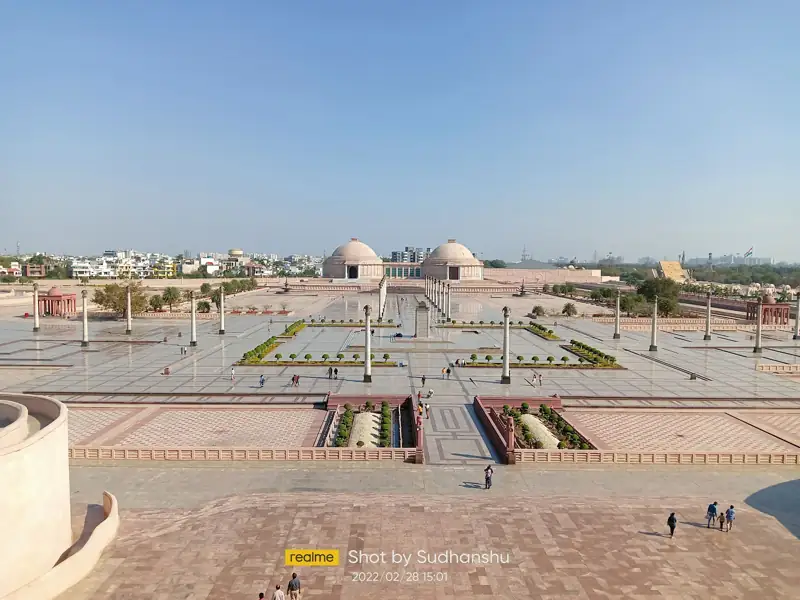 Katni to Lucknow Cab