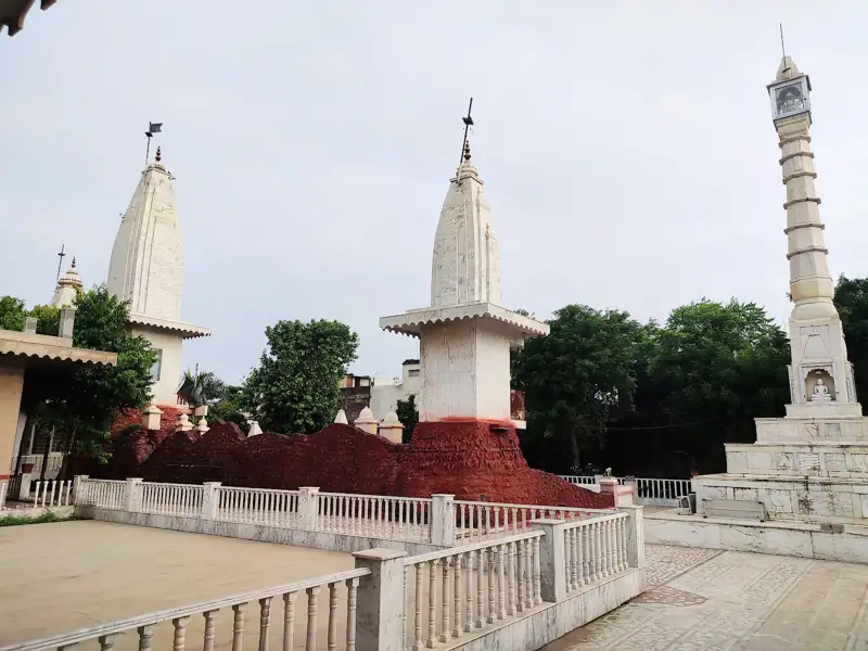 Ratlam to Susner Cab
