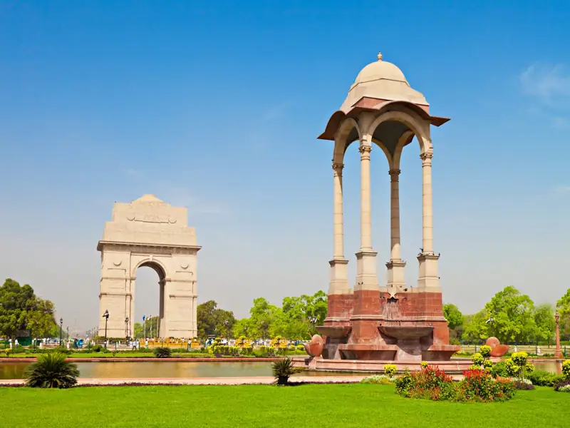 Sehore to Delhi Cab