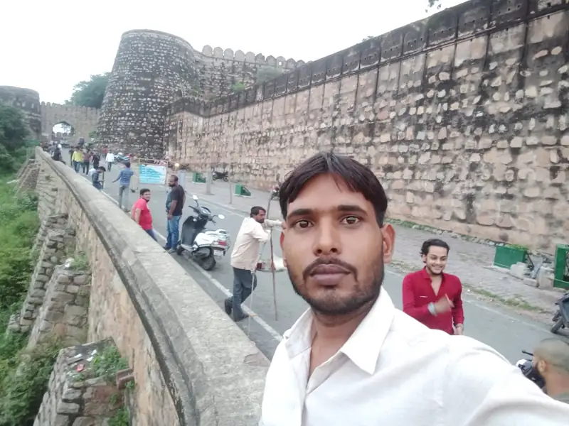 Sehore to Indergarh Cab