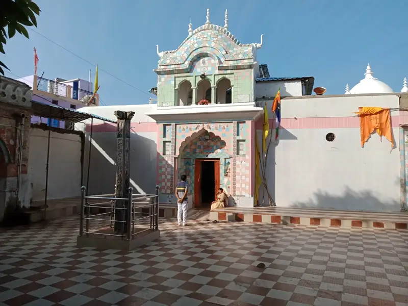 Sehore to Majholi Cab