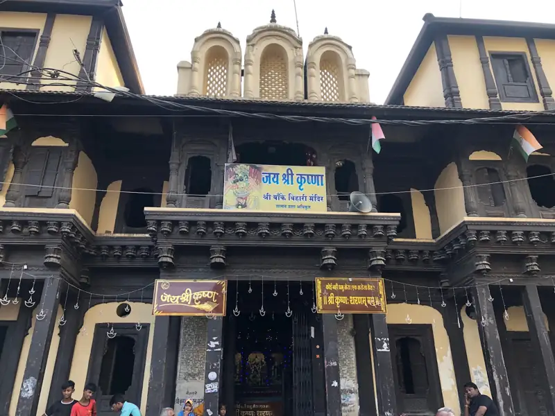 Sehore to Rajwada Cab