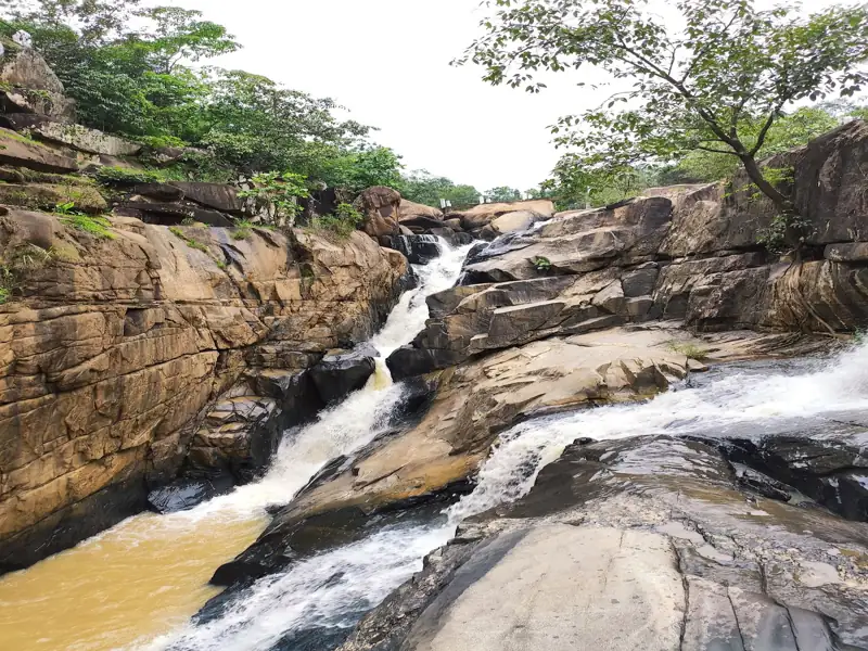 Singrauli to Jashpur Cab